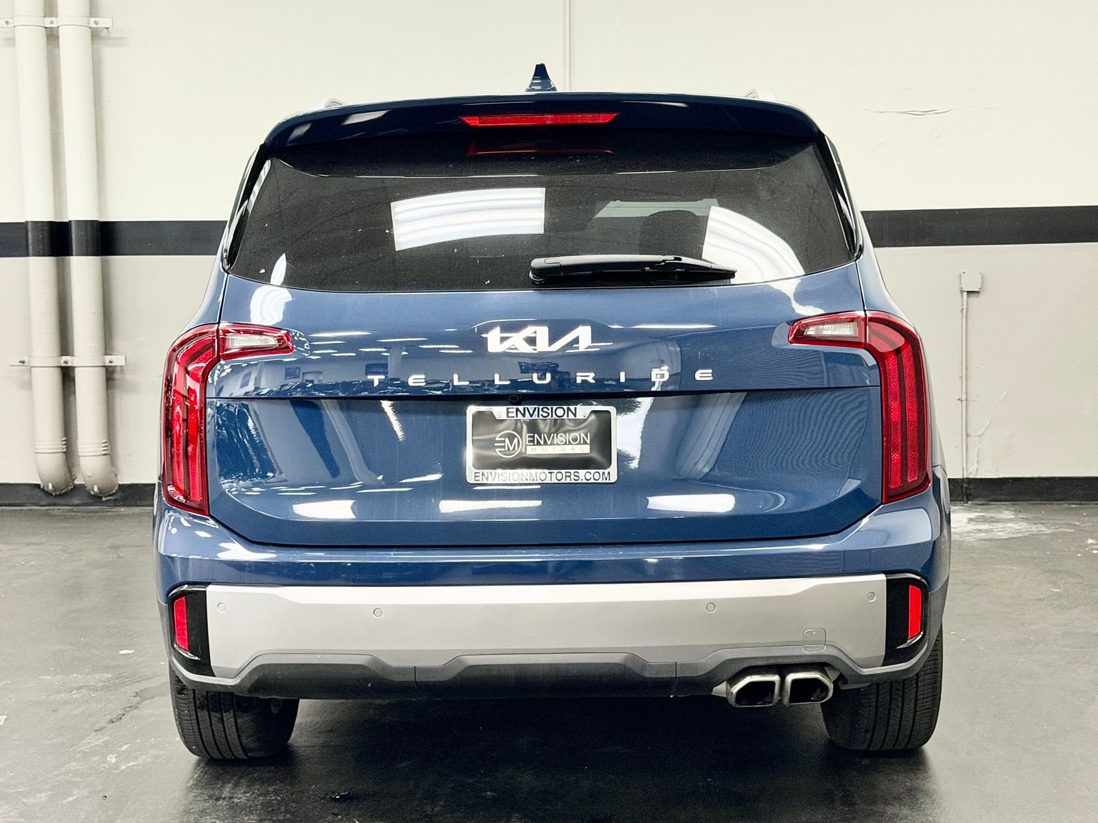 Used 2025 Kia Telluride S image 11