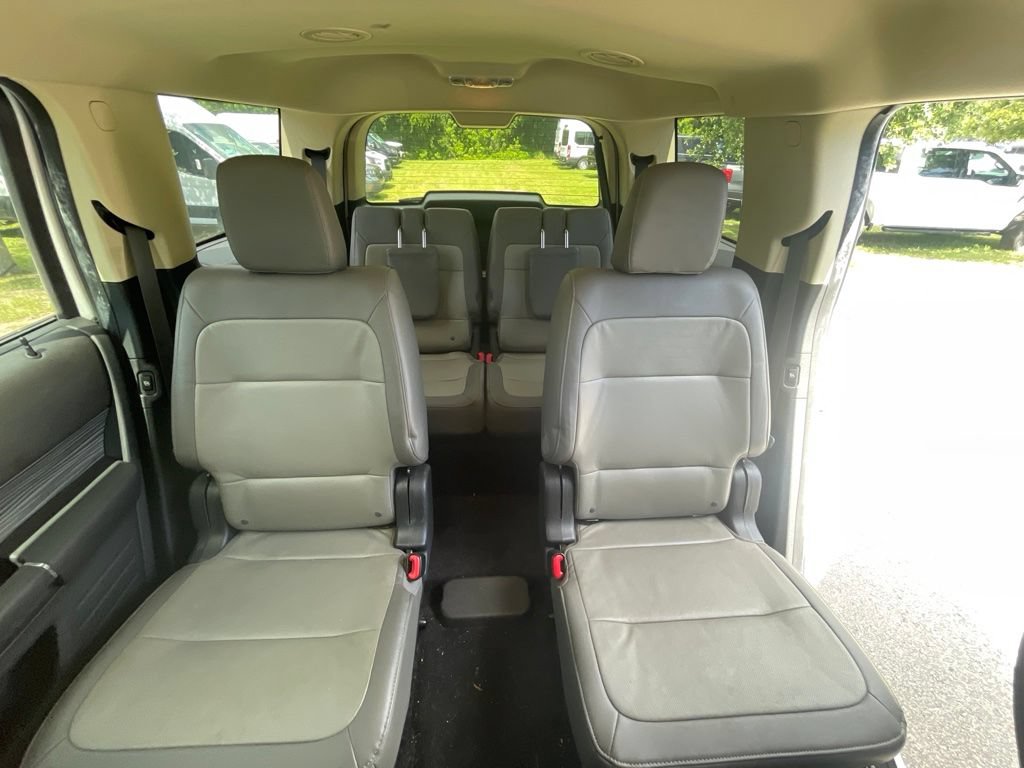 Used 2019 Ford Flex SEL w/ Equipment Group 202A AWD/4WD image 9