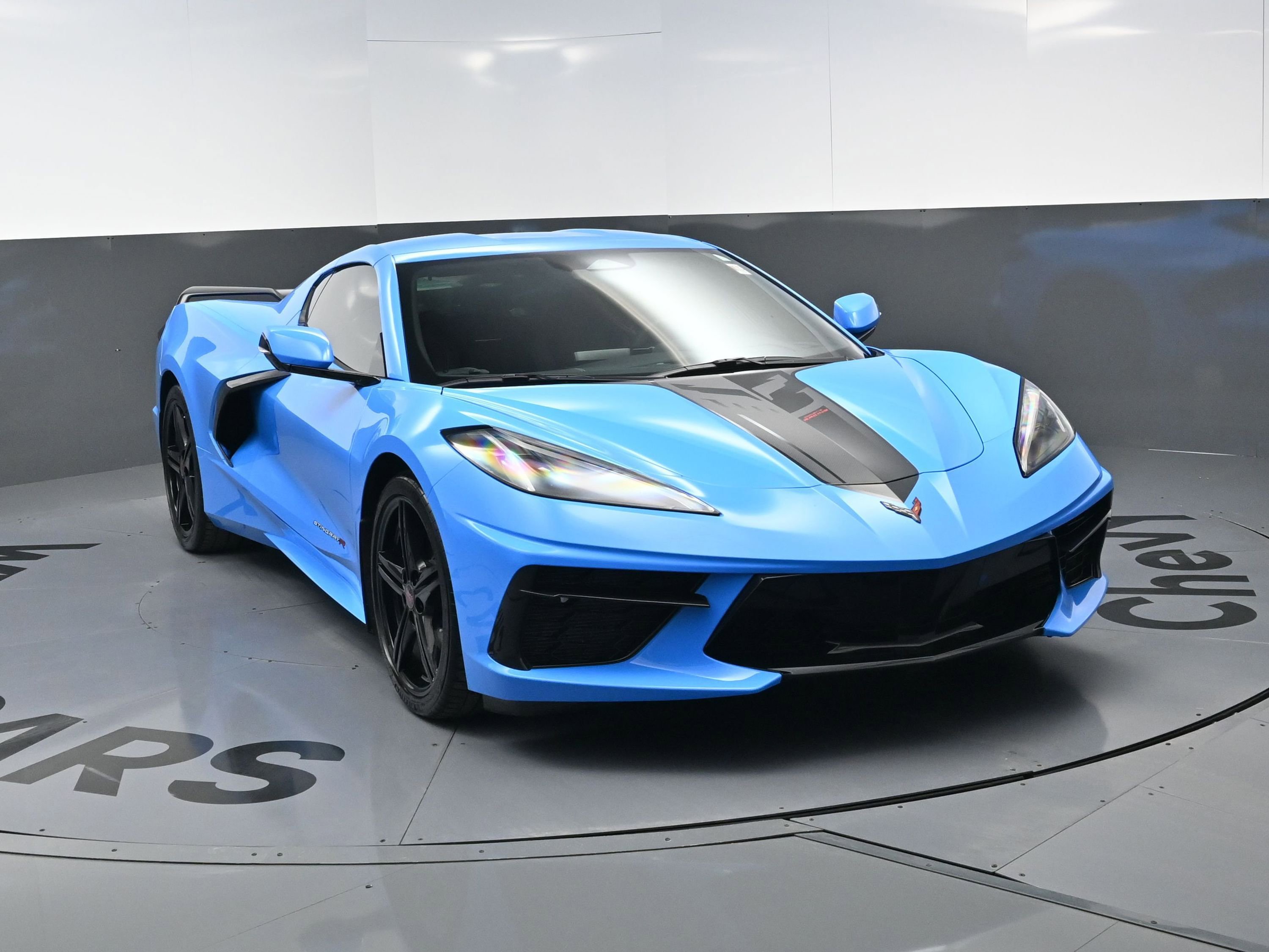 Certified 2025 Chevrolet Corvette Stingray Coupe w/ 1LT image 3