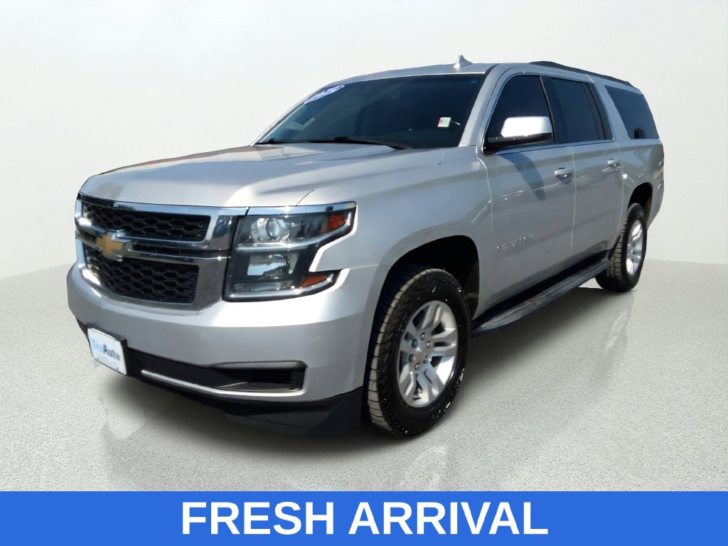 Used 2019 Chevrolet Suburban LT AWD/4WD image 3