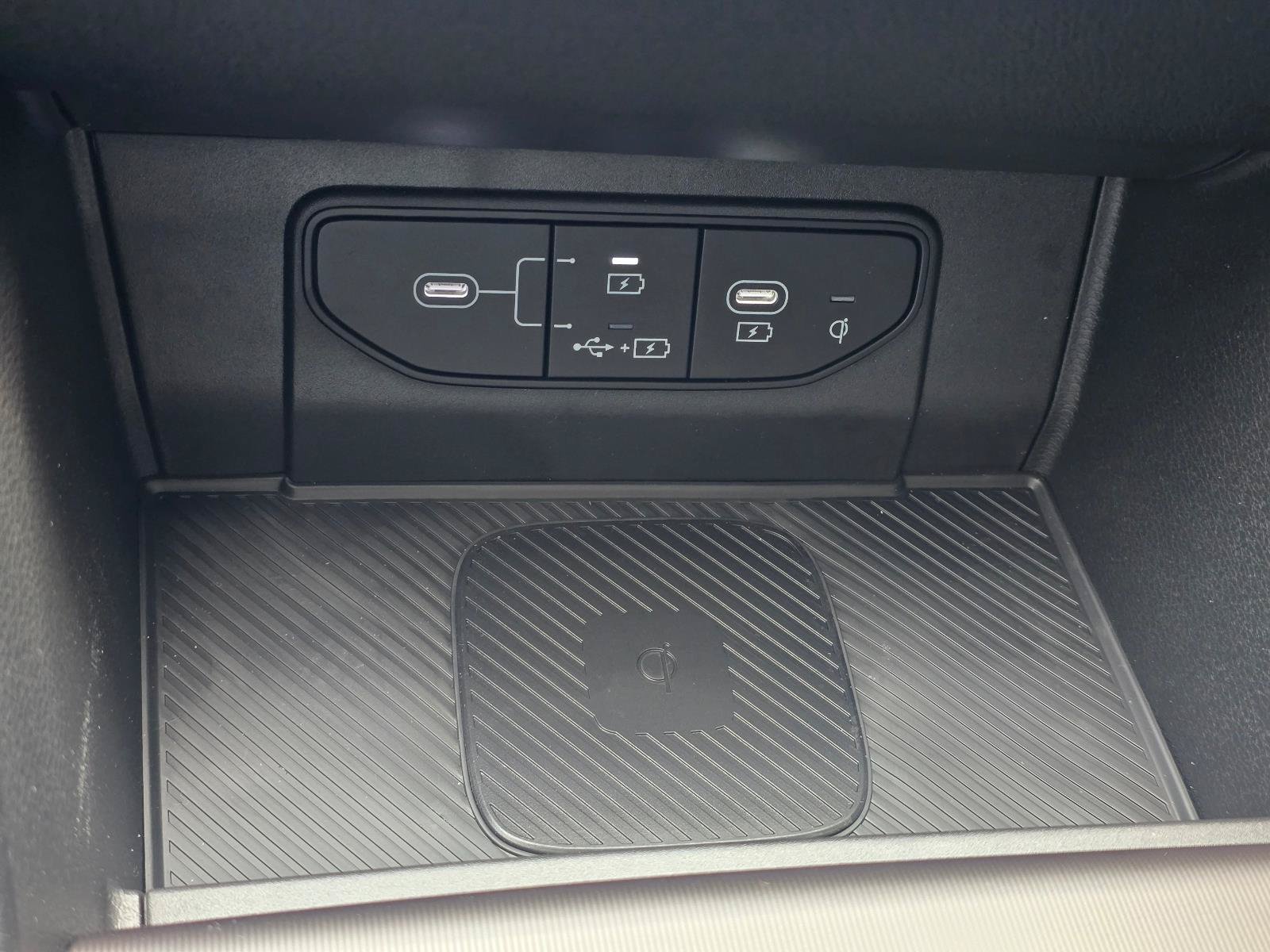 New 2026 Kia Sportage EX FWD image 11