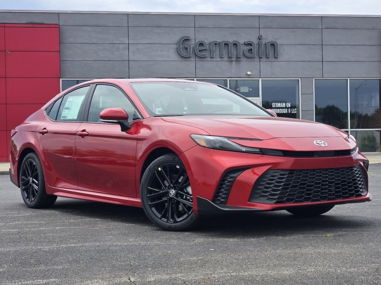New 2026 Toyota Camry SE FWD image 2