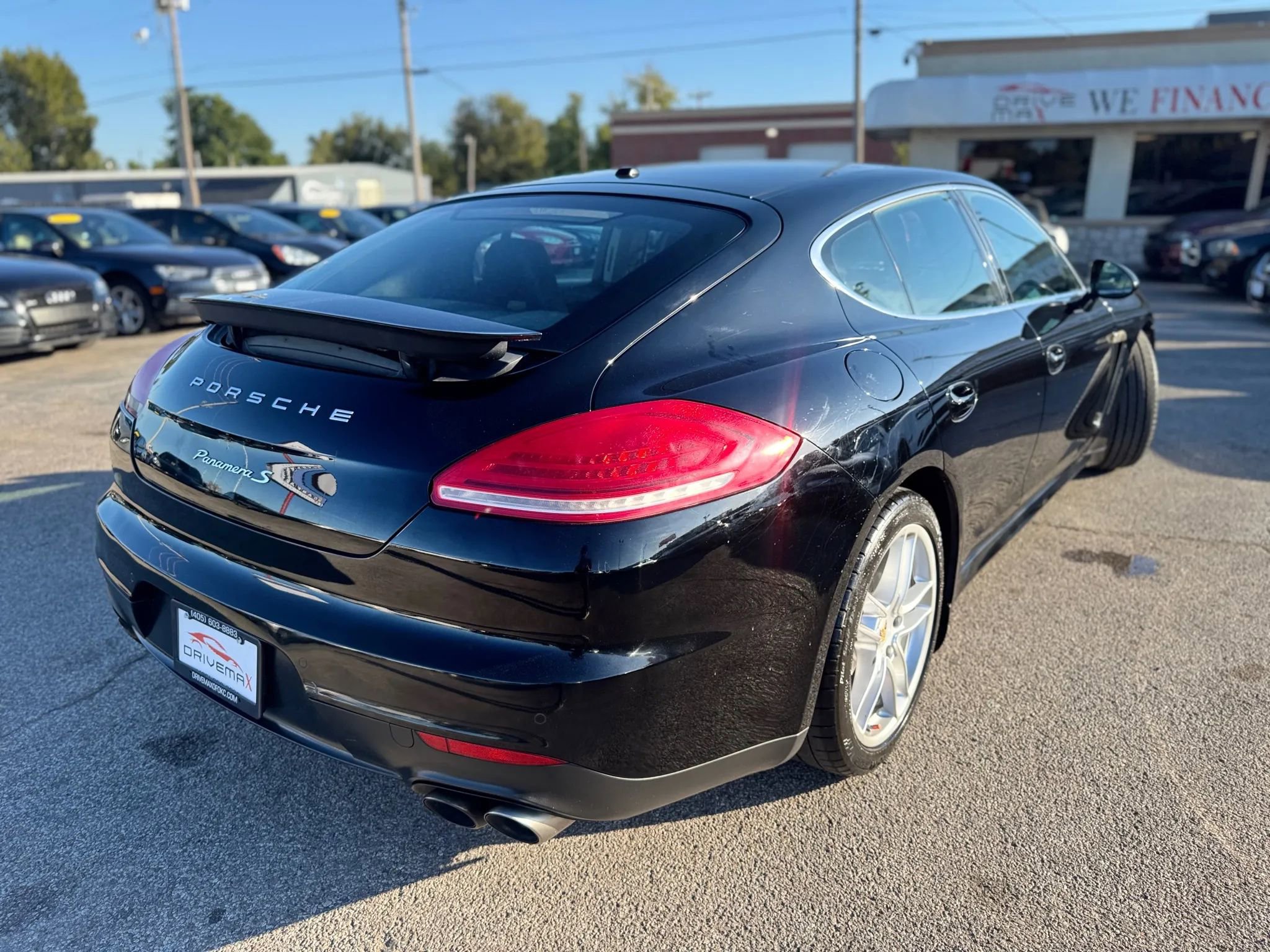 Used 2014 Porsche Panamera S image 4
