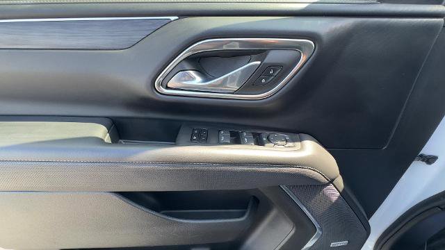 Used 2023 GMC Yukon SLT image 51