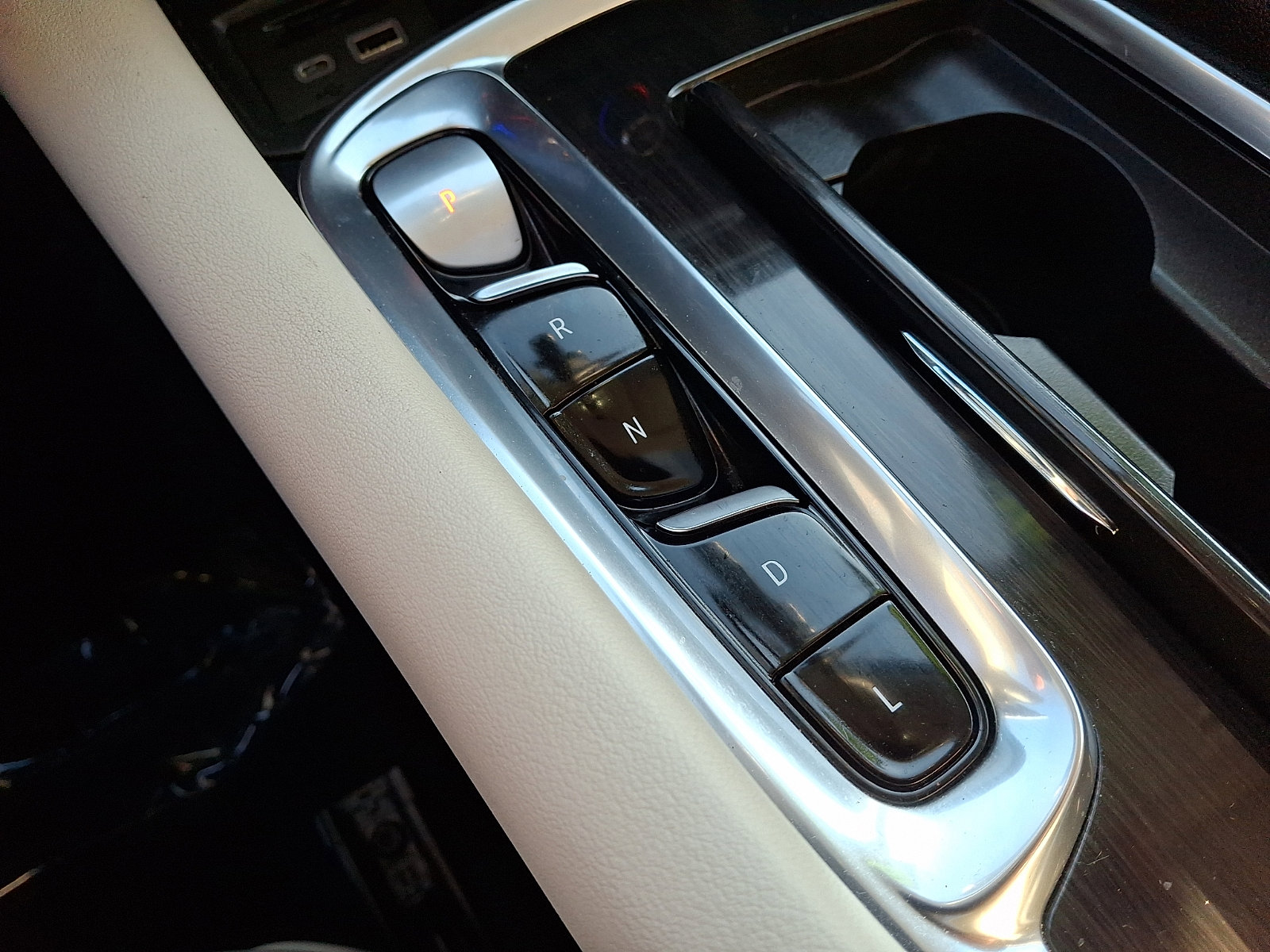 Certified 2023 Buick Enclave Premium w/ Experience Buick Package image 15