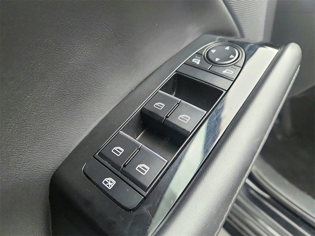 Used 2025 MAZDA MAZDA3 s image 18