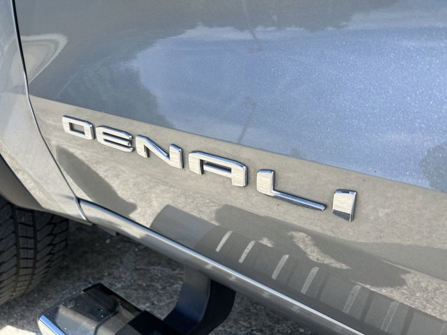 Used 2026 GMC Canyon Denali AWD/4WD image 32