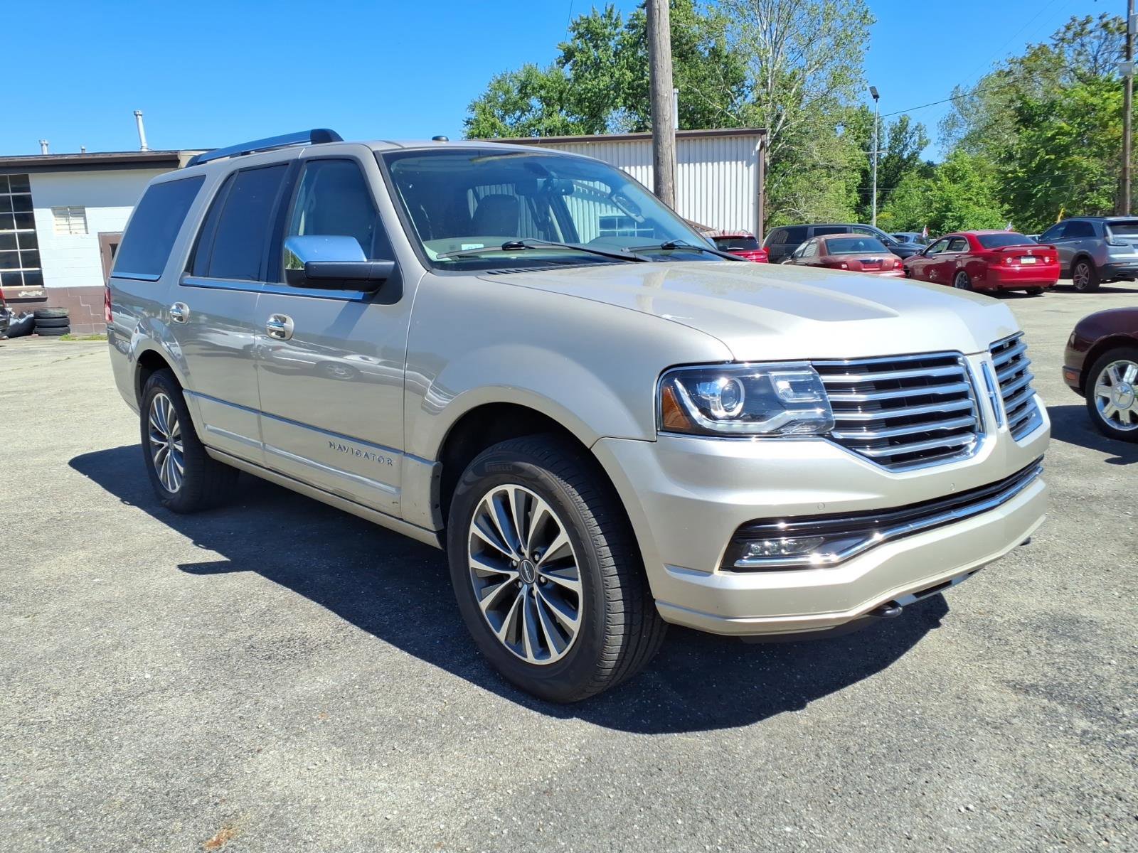 Used 2017 Lincoln Navigator Select