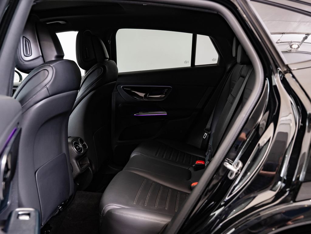 Certified 2025 Mercedes-Benz GLC 300 4MATIC image 42