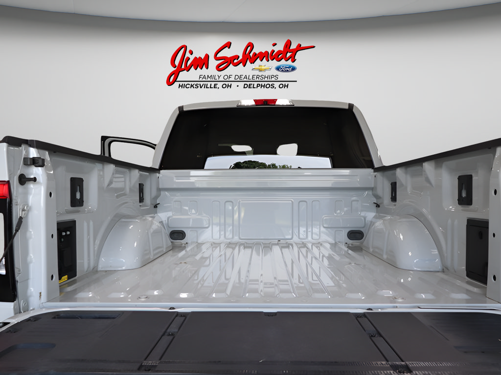 Used 2024 Ford F150 Lightning XLT AWD/4WD image 40