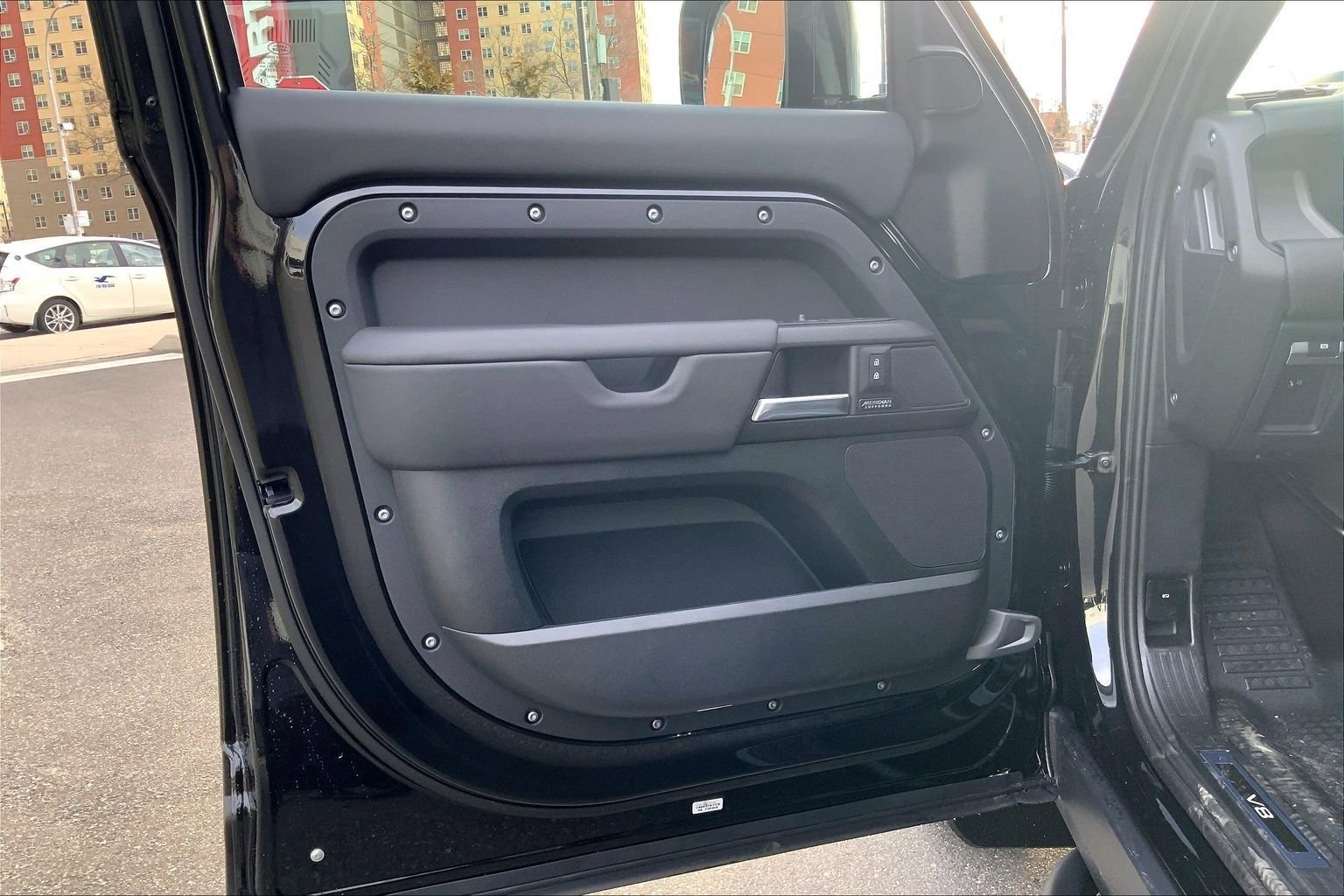 New 2026 Land Rover Defender 110 V8 image 10