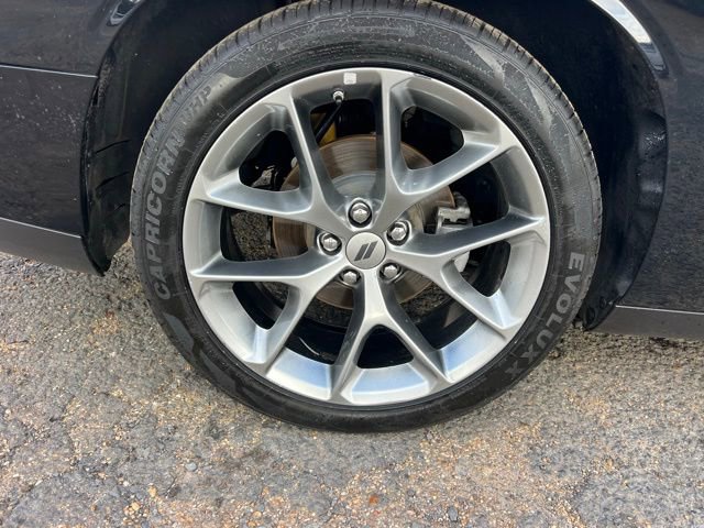 Used 2022 Dodge Challenger GT image 9