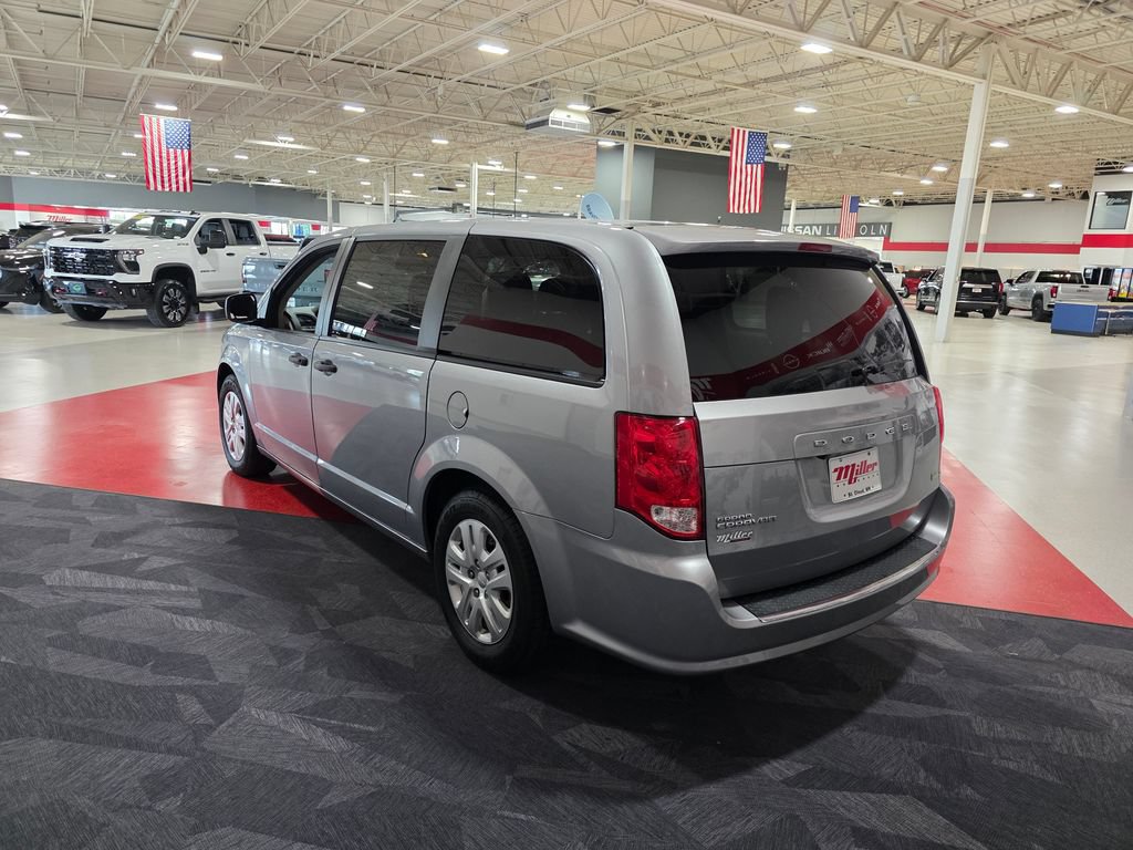 Used 2019 Dodge Grand Caravan SE FWD image 6