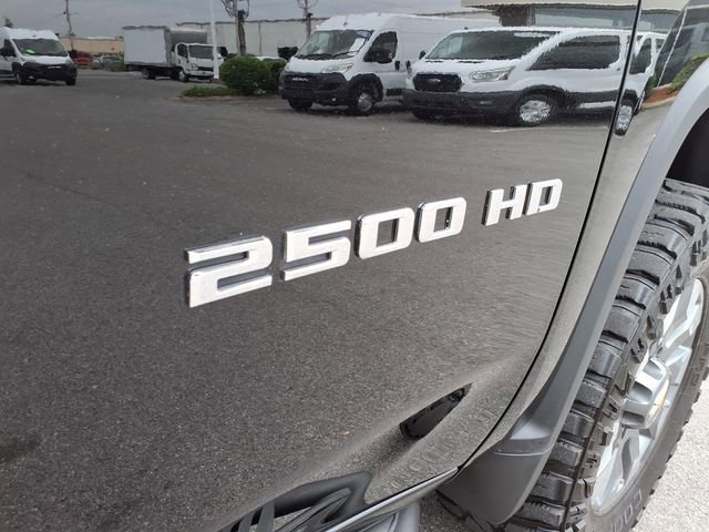 Used 2024 Chevrolet Silverado 2500 Custom AWD/4WD image 27