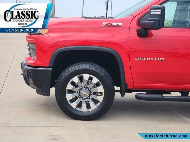 Used 2025 Chevrolet Silverado 2500 Custom w/ Custom Value Package AWD/4WD image 12