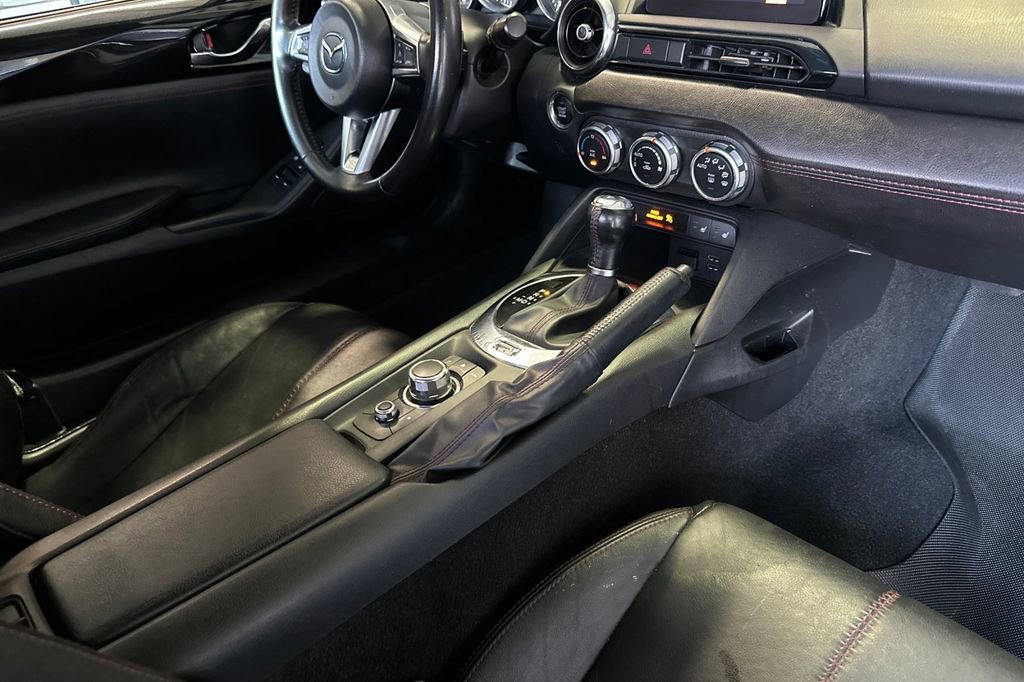 Used 2018 MAZDA MX-5 Miata RF Grand Touring image 14