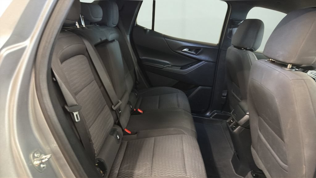 Used 2025 Chevrolet Equinox LT AWD/4WD image 14