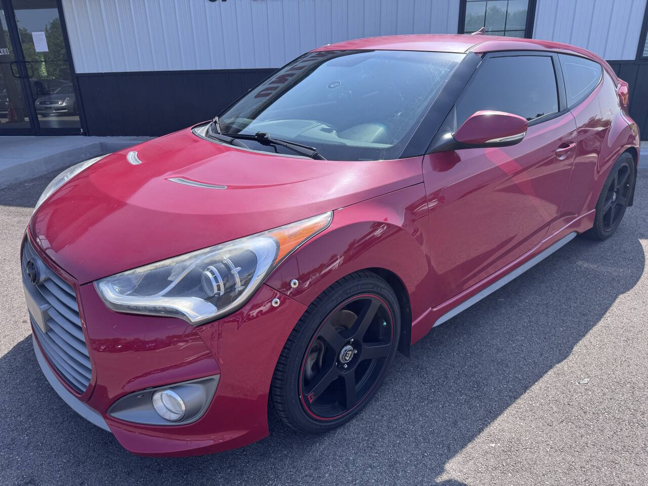 Used 2015 Hyundai Veloster Turbo FWD image 2