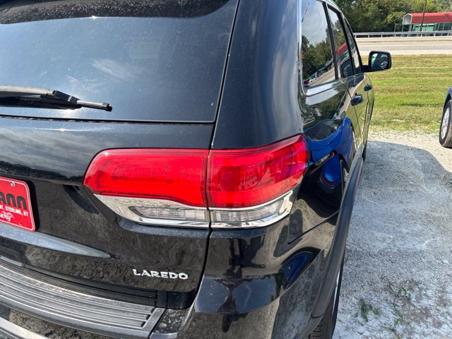 Used 2018 Jeep Grand Cherokee Laredo AWD/4WD image 20