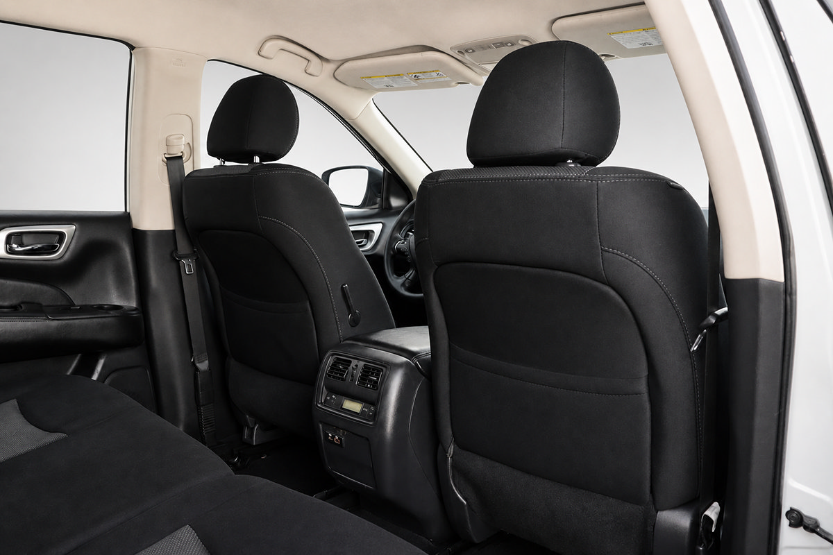 Used 2019 Nissan Pathfinder S AWD/4WD image 15