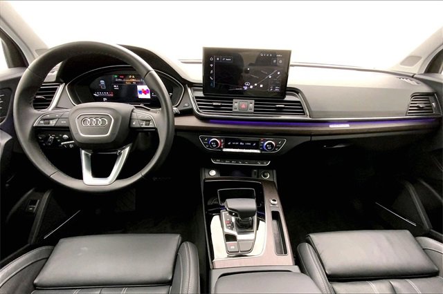 Used 2023 Audi Q5 2.0T Prestige w/ Prestige Package image 15