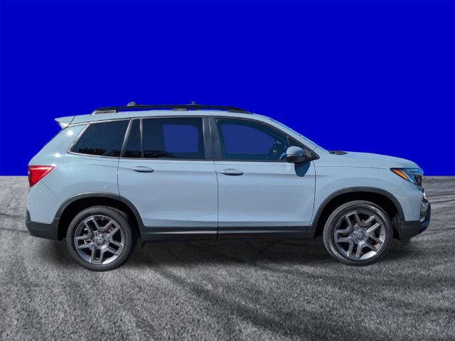 Used 2023 Honda Passport EX-L image 3