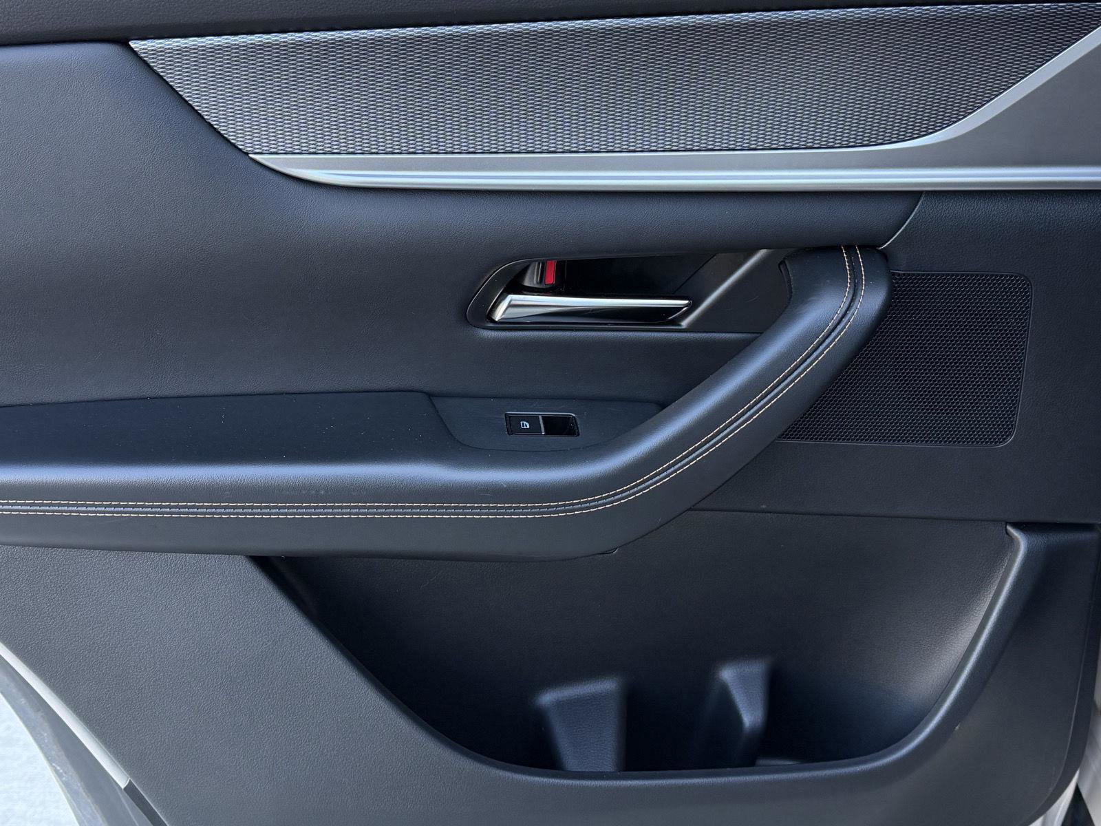 Used 2024 MAZDA CX-90 3.3 Turbo w/ Premium Package image 12