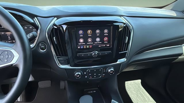 Used 2023 Chevrolet Traverse LT image 26