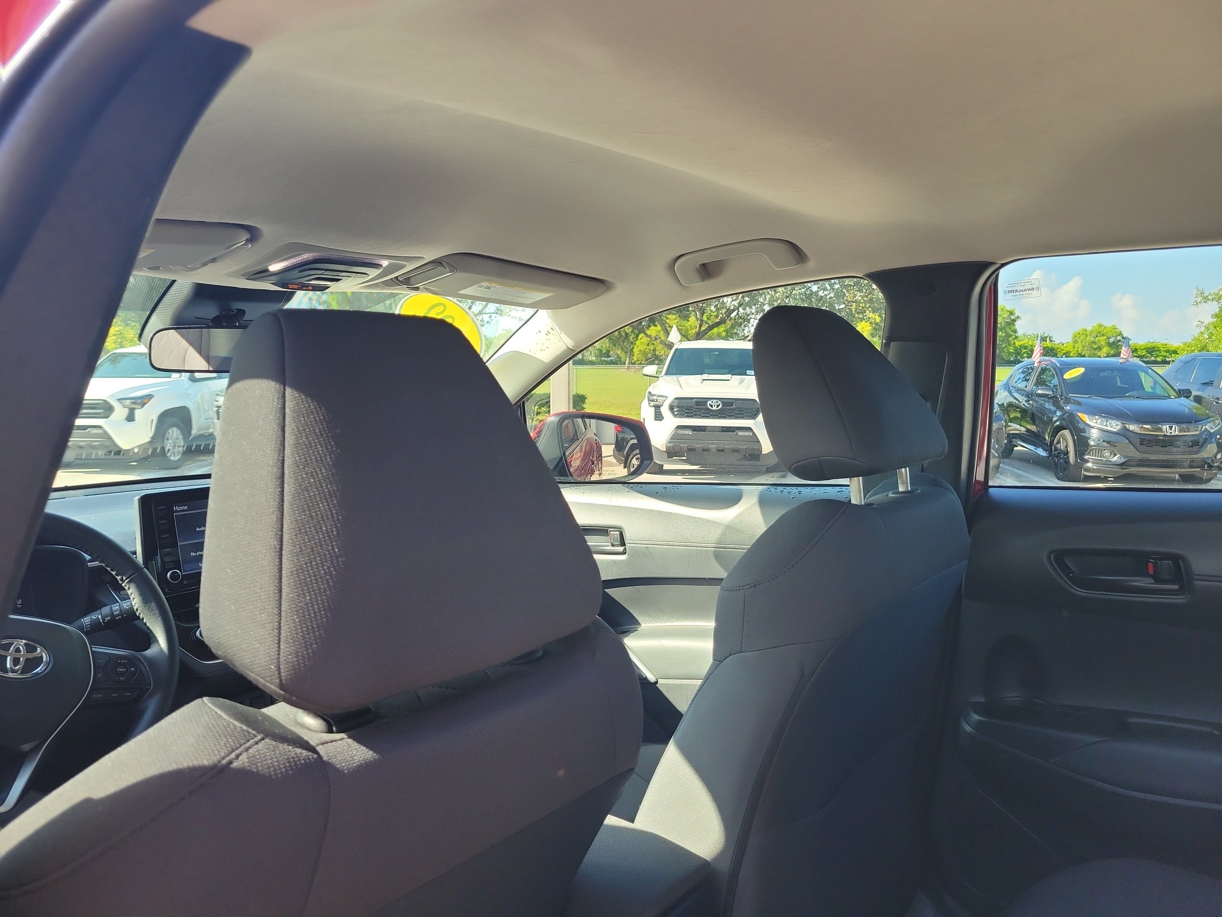 Used 2022 Toyota Corolla Cross LE FWD image 15