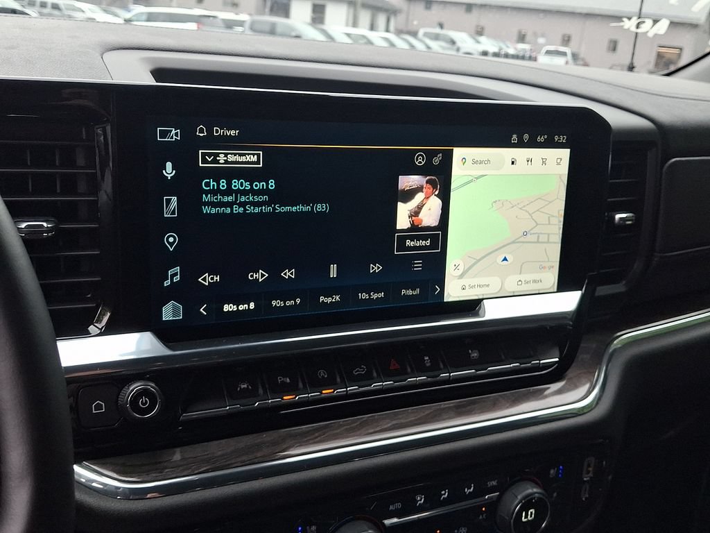 Used 2024 Chevrolet Silverado 1500 LTZ AWD/4WD image 16