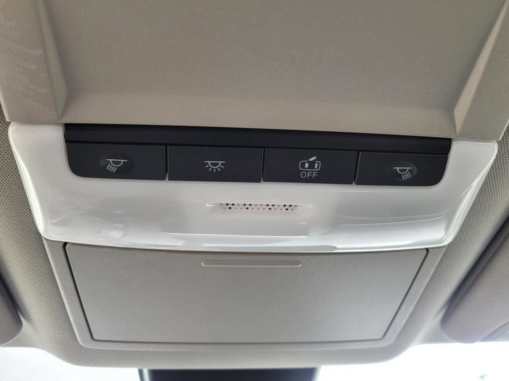 Used 2024 Nissan Altima 2.5 SV image 28