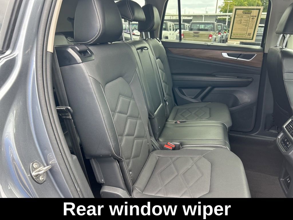 Used 2024 Volkswagen Atlas SE image 26