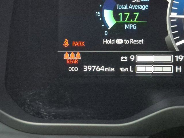 Used 2024 Toyota Tundra Platinum AWD/4WD image 25