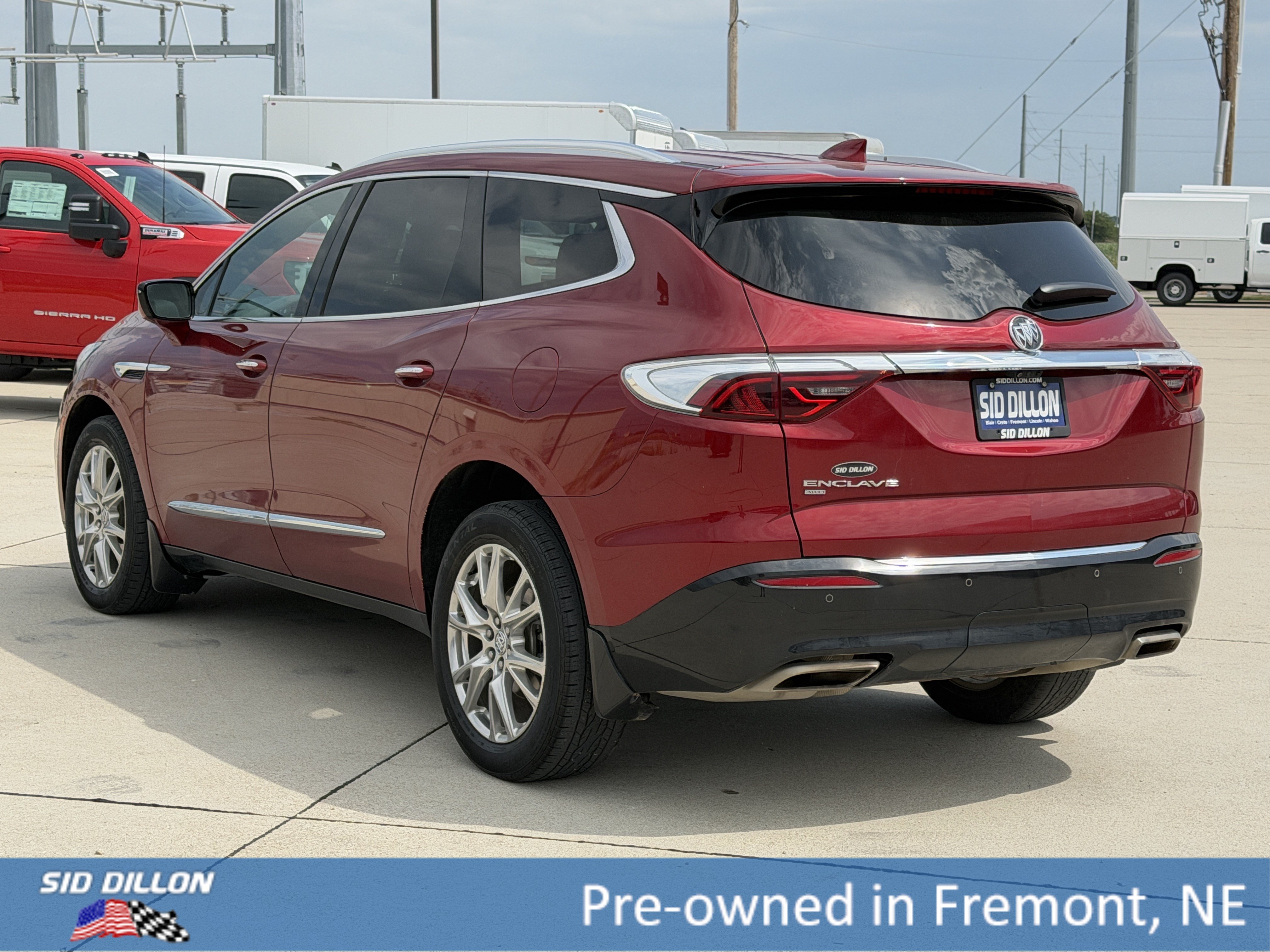 Used 2023 Buick Enclave Premium AWD/4WD image 7