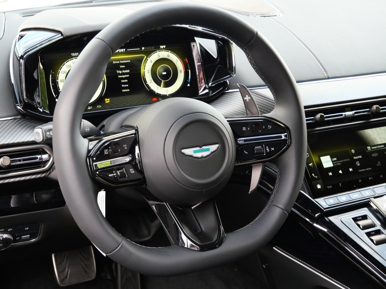 New 2026 Aston Martin V8 Vantage S RWD image 11