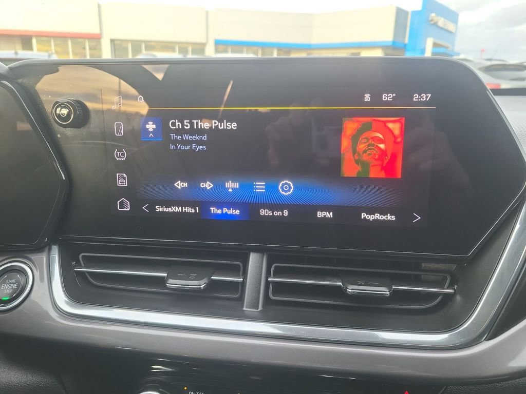 Used 2025 Chevrolet Trax ACTIV image 39