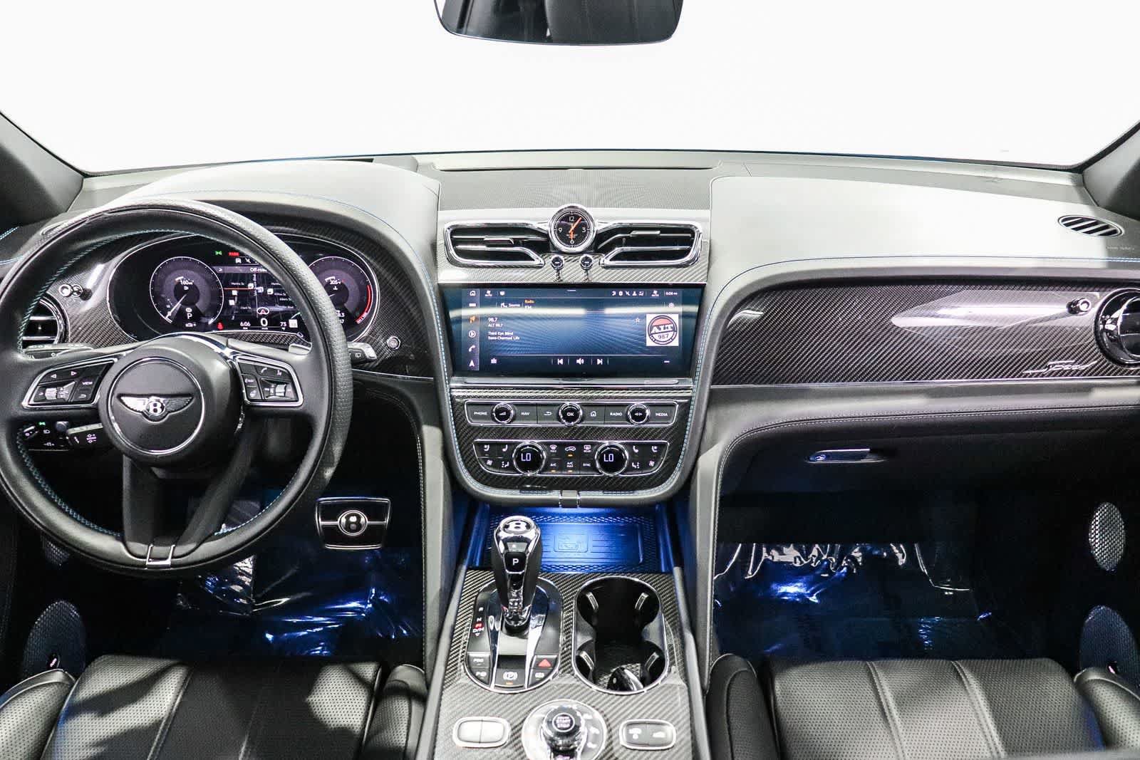 Used 2022 Bentley Bentayga Speed AWD/4WD image 13