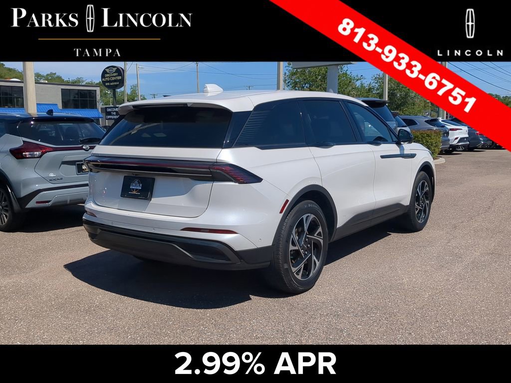 Certified 2024 Lincoln Nautilus Premier w/ Jet Appearance Package AWD/4WD image 4