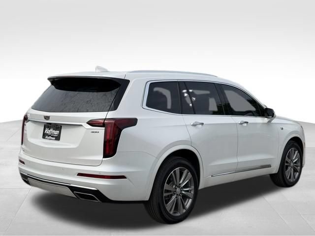 Used 2022 Cadillac XT6 Premium Luxury AWD/4WD image 7