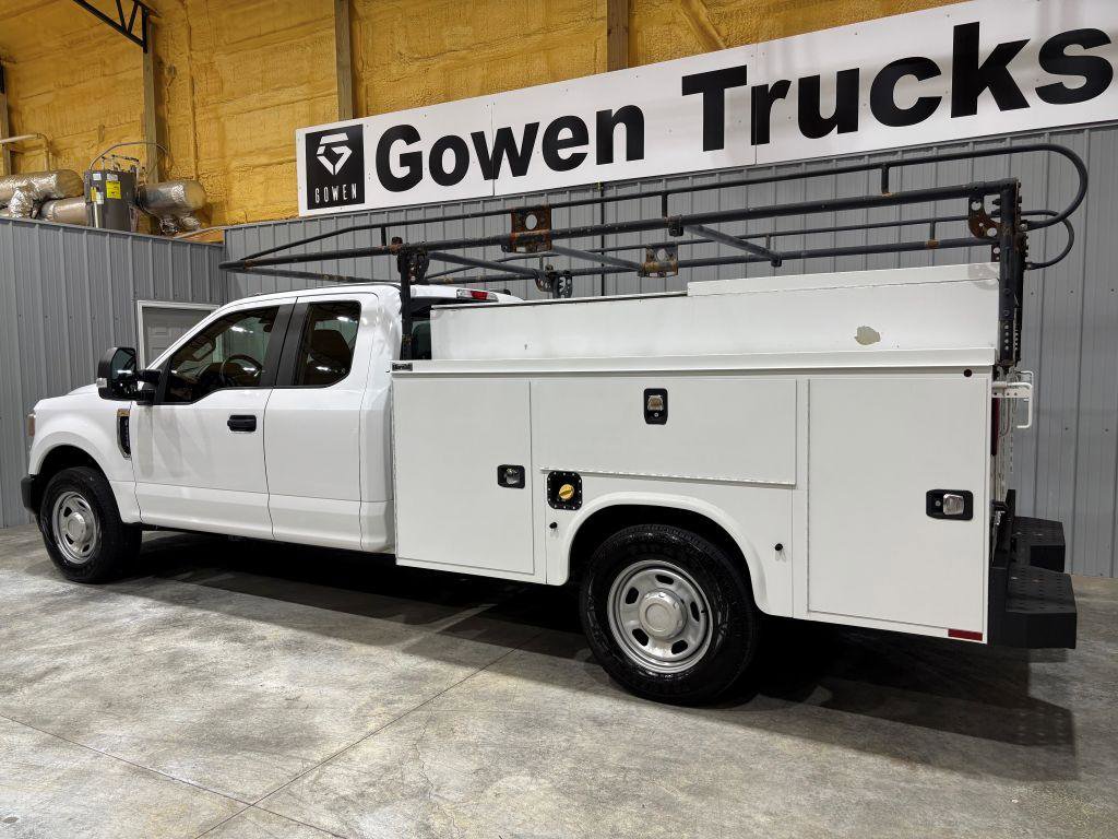 Used 2020 Ford F350 XL w/ Power Equipment Group RWD image 5