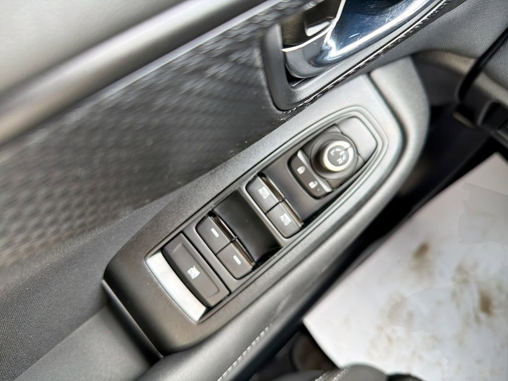 Certified 2025 Subaru Outback Premium image 18