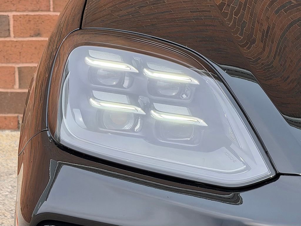 New 2026 Porsche Cayenne Coupe image 12