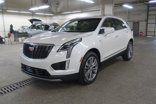 New 2025 Cadillac XT5 Premium Luxury image 3