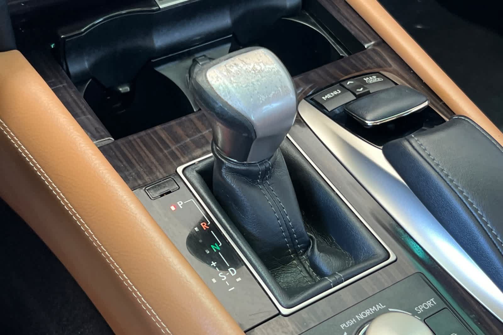 Used 2014 Lexus LS 460 w/ Comfort Package RWD image 24