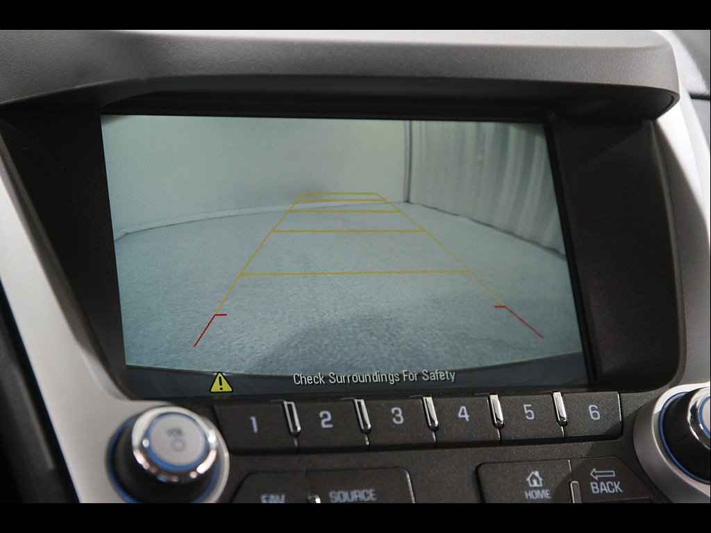 Used 2017 Chevrolet Equinox Premier w/ Enhanced Convenience Package AWD/4WD image 13