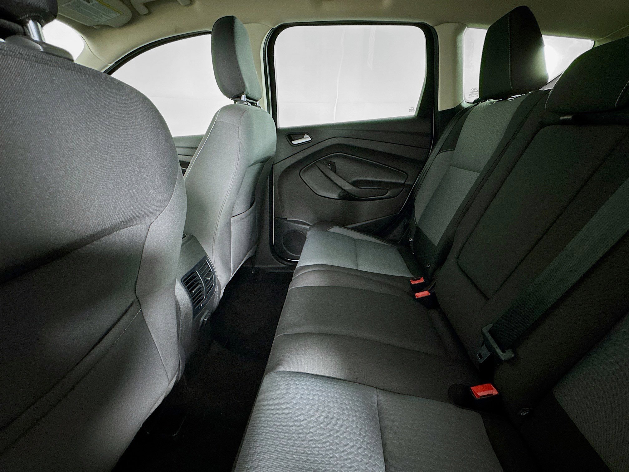 Used 2018 Ford Escape SE FWD image 23