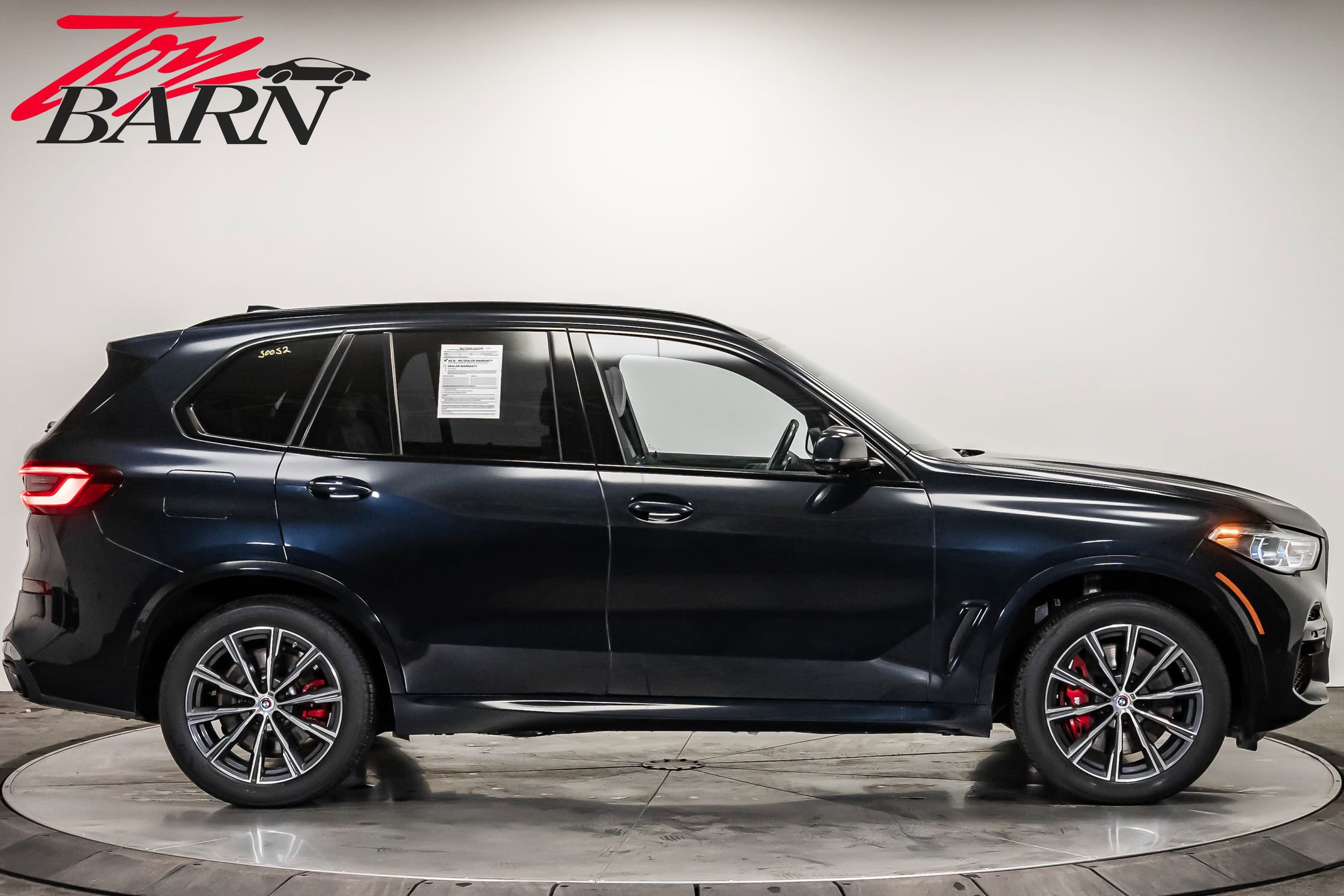 Used 2023 BMW X5 M50i w/ Executive Package image 6