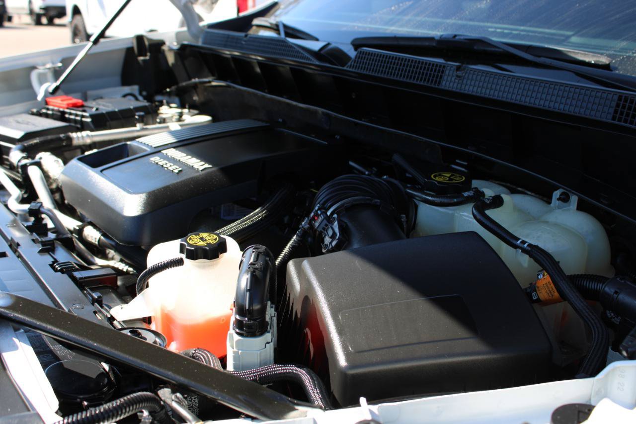 Used 2022 Chevrolet Silverado 1500 RST RWD image 19