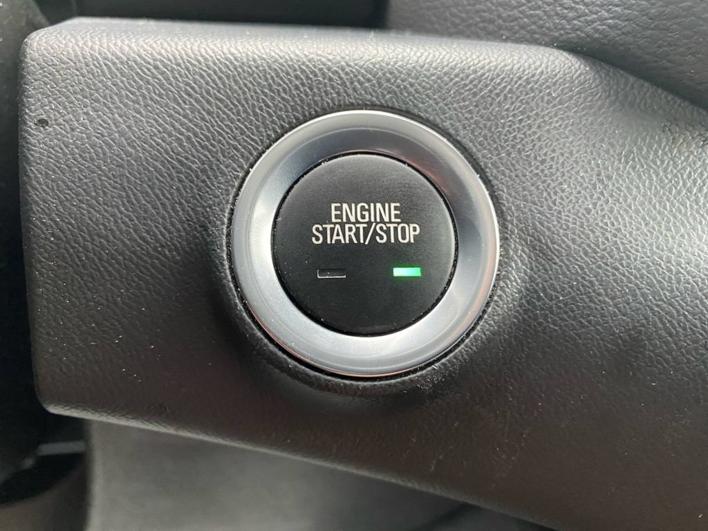 Certified 2023 GMC Terrain SLE w/ Driver Convenience Package AWD/4WD image 38
