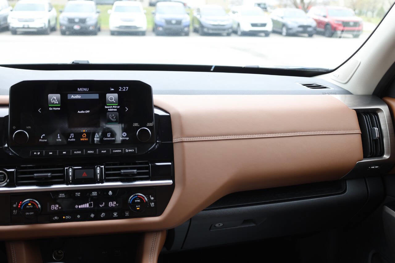 Used 2023 Nissan Pathfinder Platinum image 26